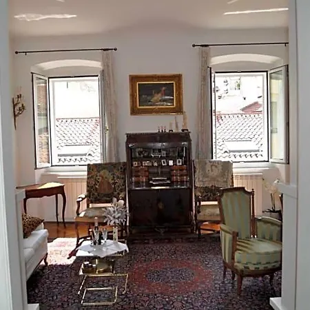 Unica Nel Cuore Storico Di 4* Trieste