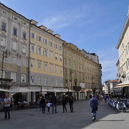 Unica Nel Cuore Storico Di