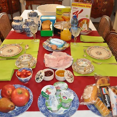 Unica Nel Cuore Storico Di 4*